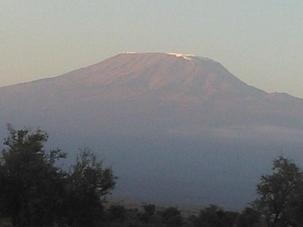 Climb Kilimanjaro with YHA-Kenya Travel Tours and Safaris  experts in mountaineering, Kilimanjaro climbing-Best information on Kilimanjaro guide, advice, routes, budget, weather, climbing equipment, safety and adventures.